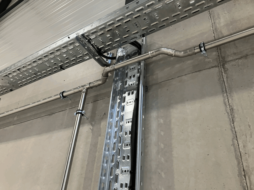 Réseaux en inox air comprimé industriel tuyauterie usine compresseur MAC3 Pole Air Industrie