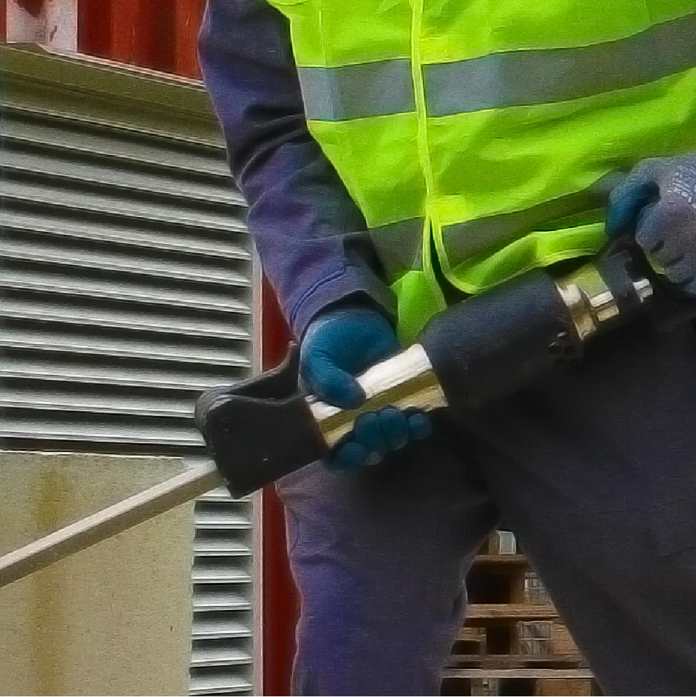 Outils pneumatiques chantier pioche marteau MSP compresseur BTP construction