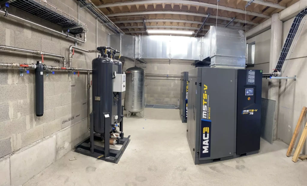 nouvelle installation experts mise en service compresseur industriel air comprimé MAC3 Pole Air Industrie usine