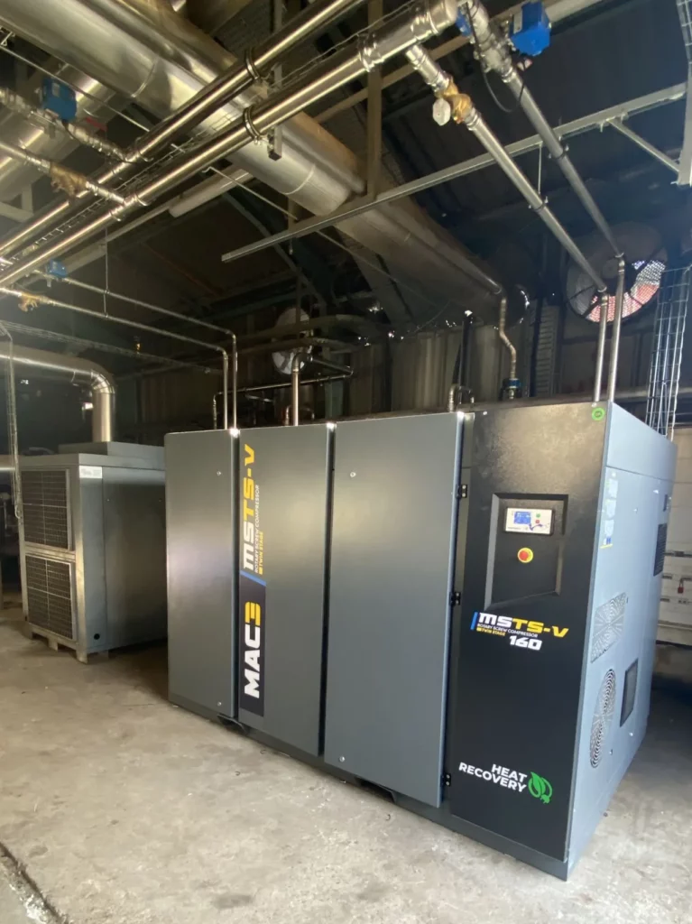 Optimisation énergétique d'une installation d'air comprimé avec remplacement de compresseurs industriels